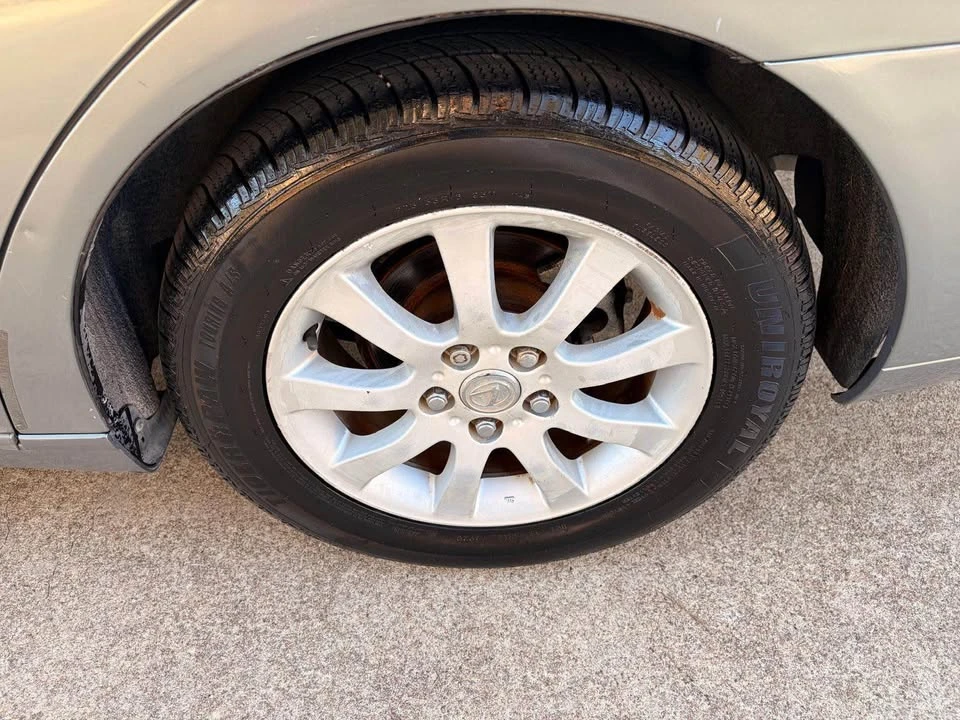 2004 Lexus ES 4th Gen - Image 8 of 8