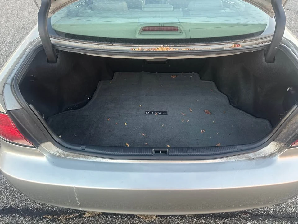2004 Lexus ES 3rd Gen - Image 16 of 16