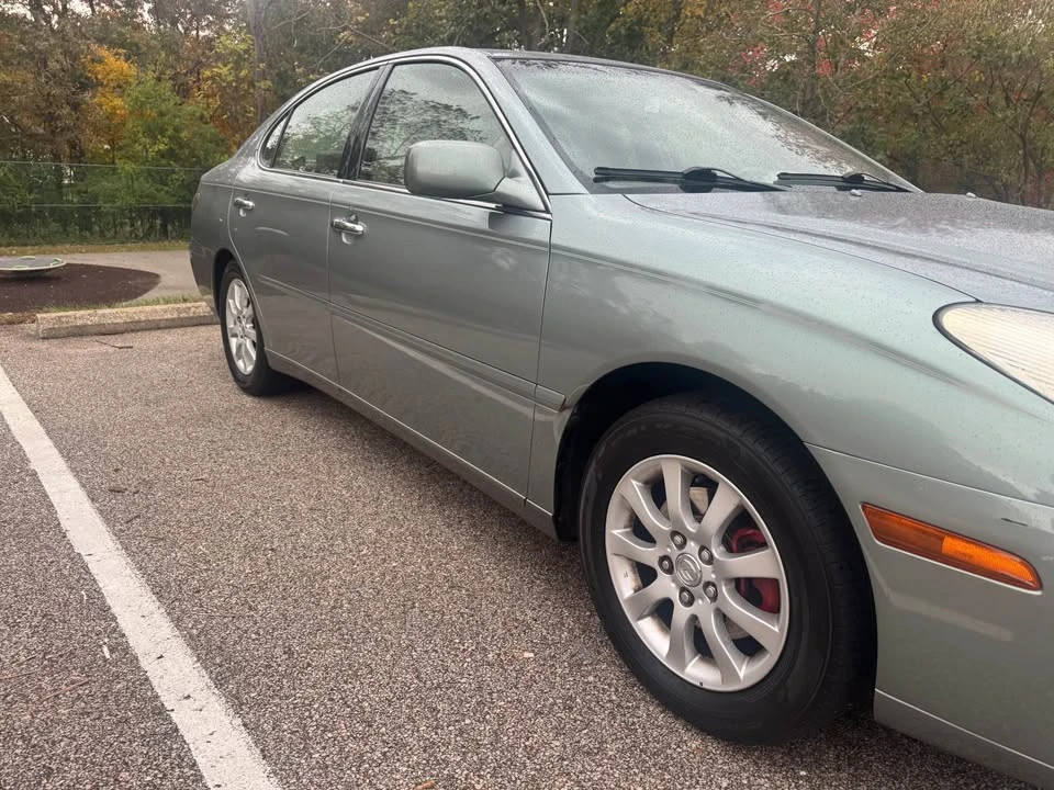 2004 Lexus ES 4th Gen - Image 8 of 20