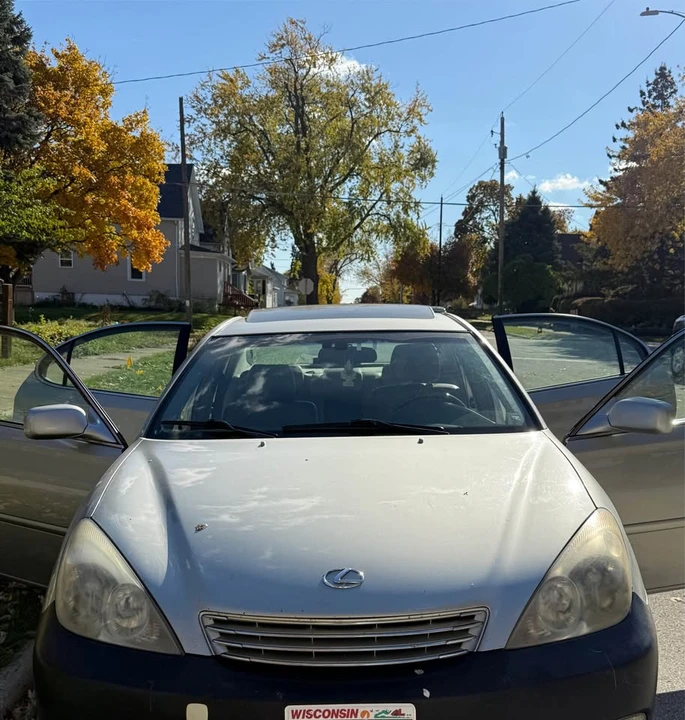 2004 Lexus ES 3rd Gen - Image 8 of 8