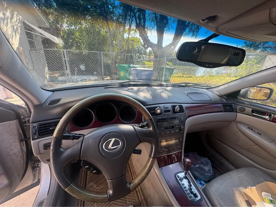 2004 Lexus ES 3rd Gen - Image 7 of 9