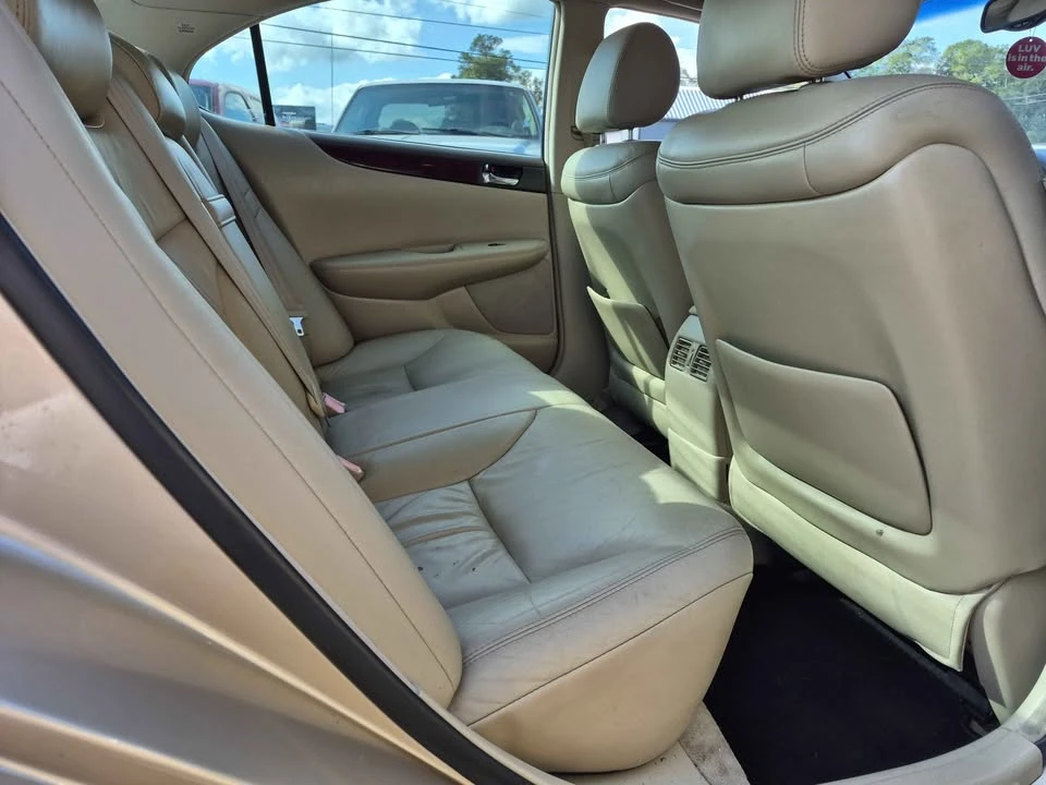 2004 Lexus ES 4th Gen - Image 5 of 10