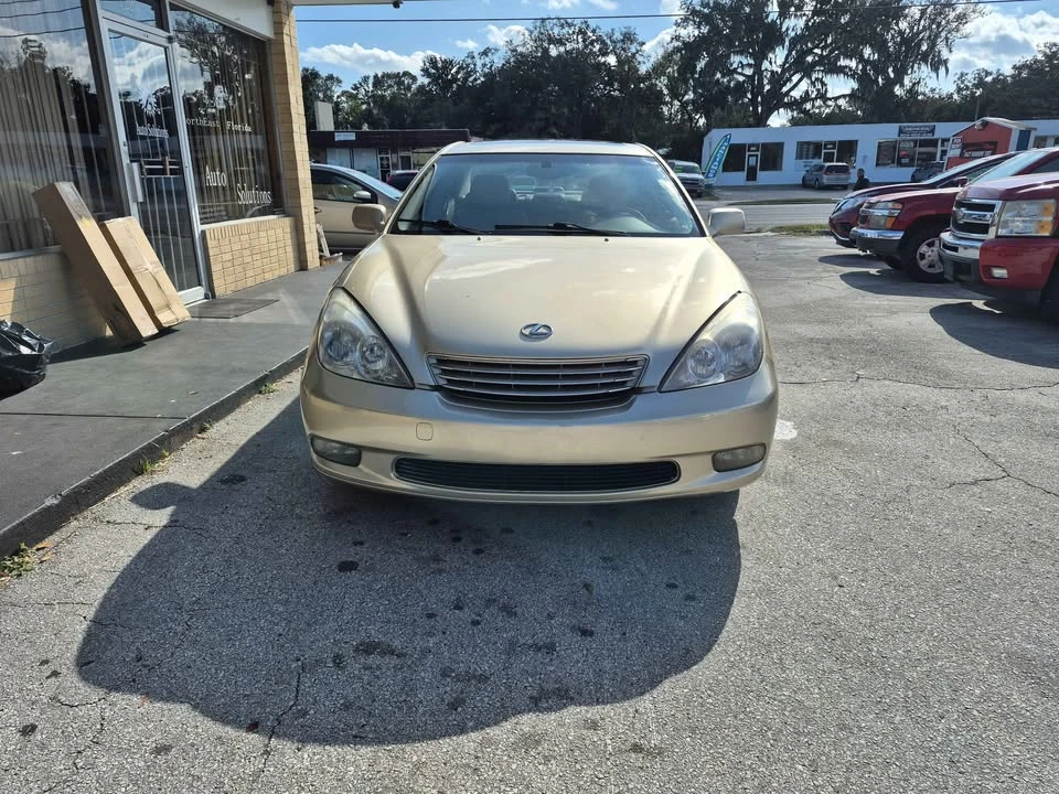2004 Lexus ES 4th Gen - Image 10 of 10