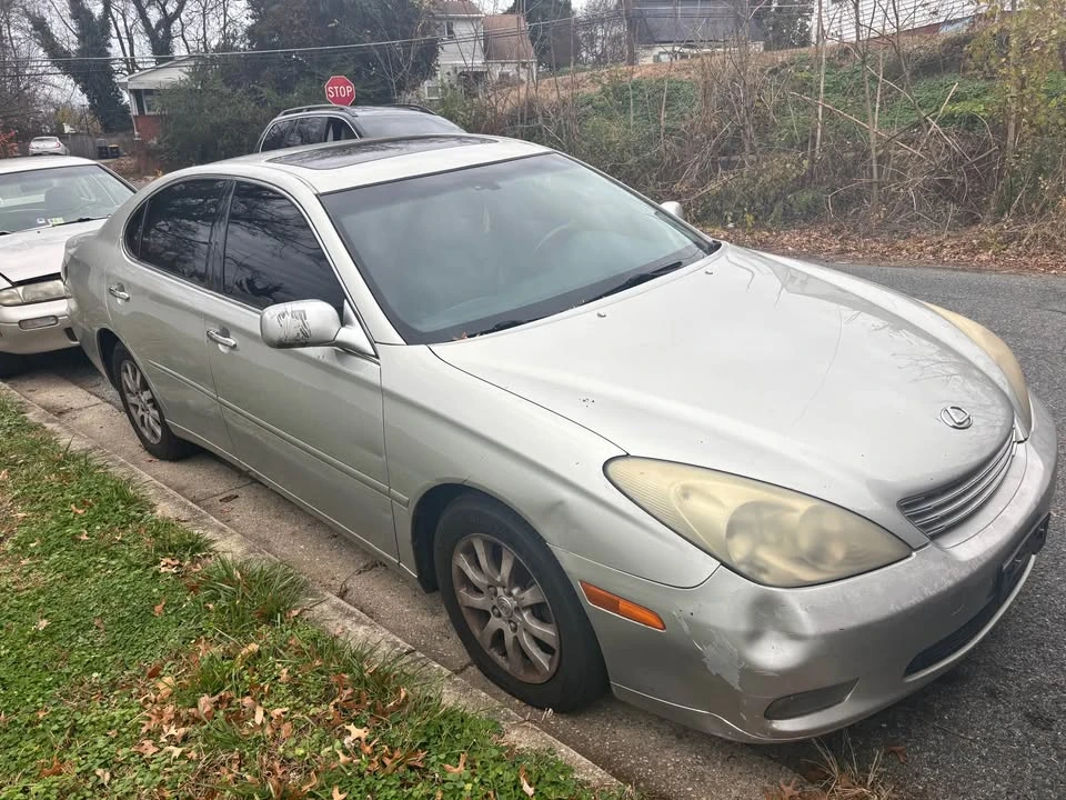 2004 Lexus ES 3rd Gen - Image 3 of 4