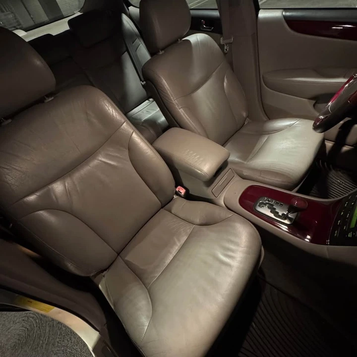 2004 Lexus ES 4th Gen - Image 12 of 14