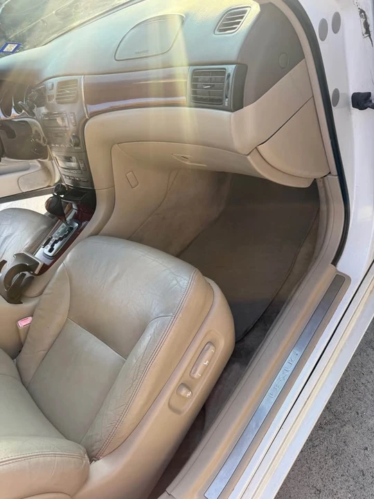 2004 Lexus ES 3rd Gen - Image 10 of 16