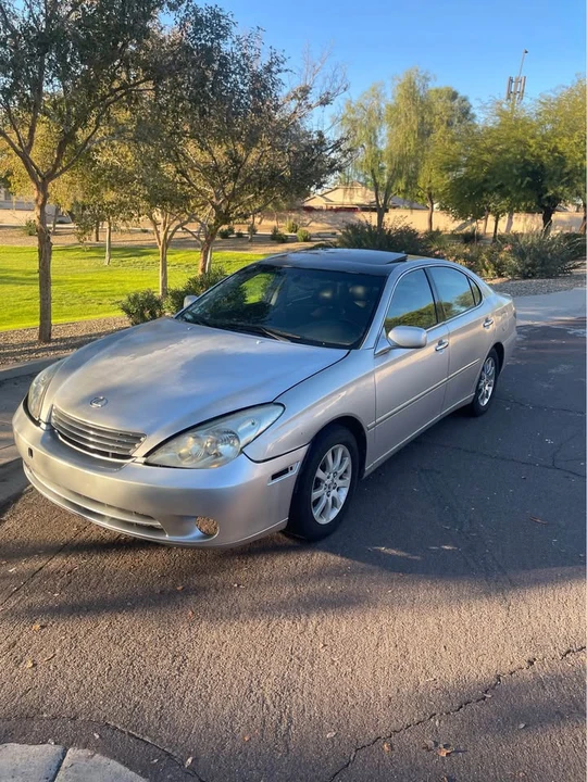 2004 Lexus ES 4th Gen - Image 4 of 7