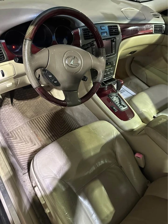 2004 Lexus ES 3rd Gen - Image 4 of 6