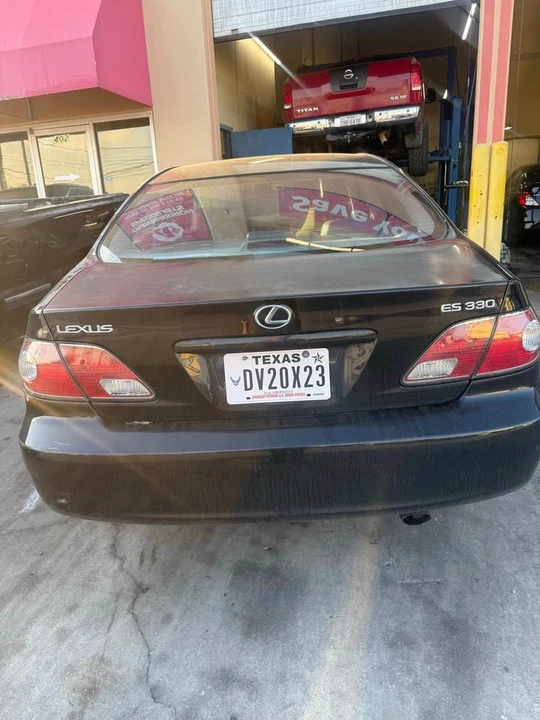 2004 Lexus ES 3rd Gen - Image 3 of 3