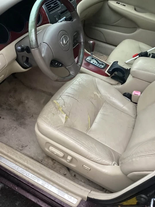 2004 Lexus ES 3rd Gen - Image 4 of 7