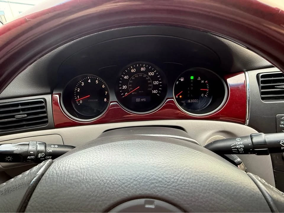 2004 Lexus ES 4th Gen - Image 10 of 11