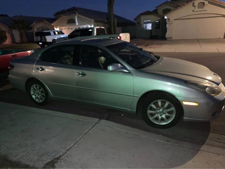 2004 Lexus ES 3rd Gen - Image 3 of 5