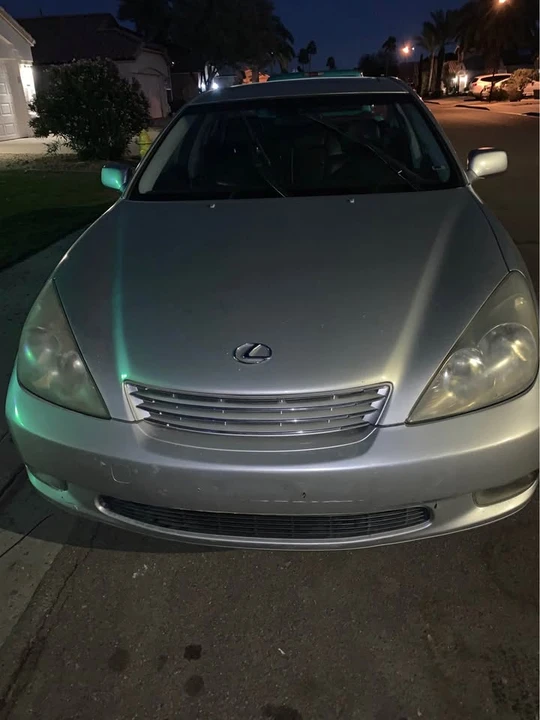2004 Lexus ES 3rd Gen - Image 4 of 5