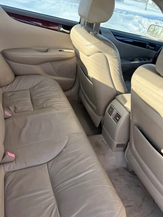 2004 Lexus ES 4th Gen - Image 3 of 11
