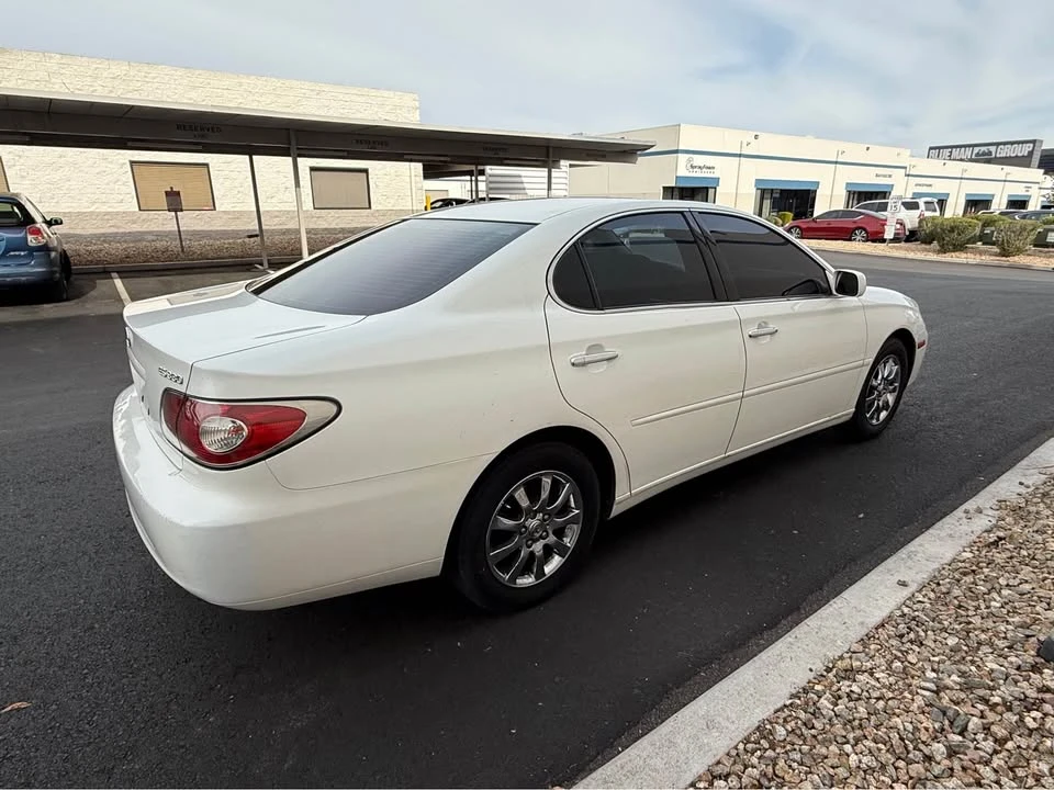 2004 Lexus ES 4th Gen - Image 5 of 11