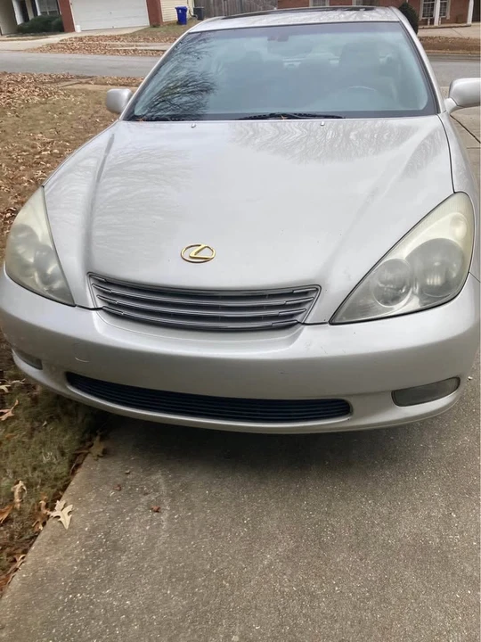 2004 Lexus ES 3rd Gen - Image 10 of 10
