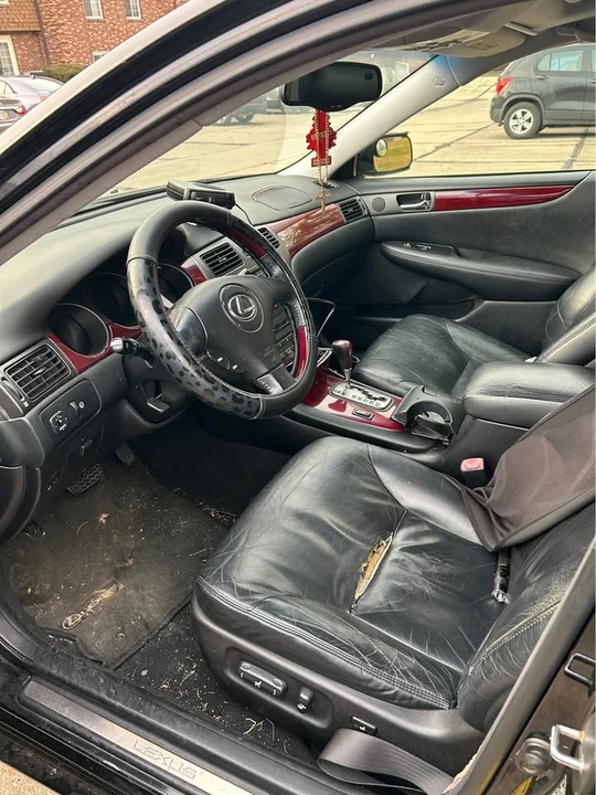 2004 Lexus ES 3rd Gen - Image 5 of 5