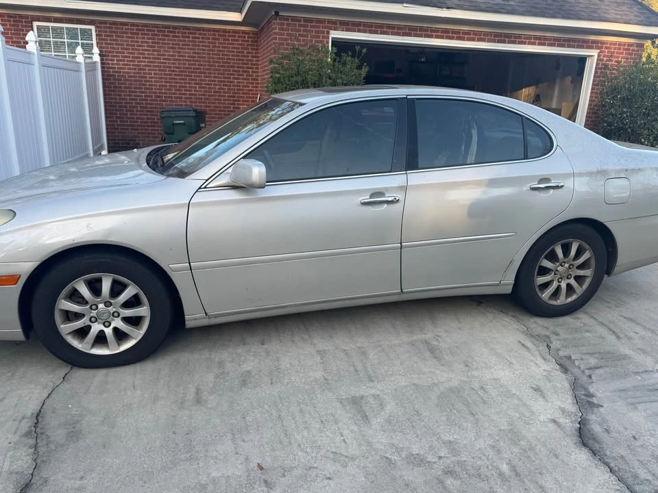 2004 Lexus ES 4th Gen - Image 4 of 5