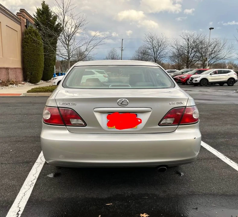 2004 Lexus ES 4th Gen - Image 5 of 15