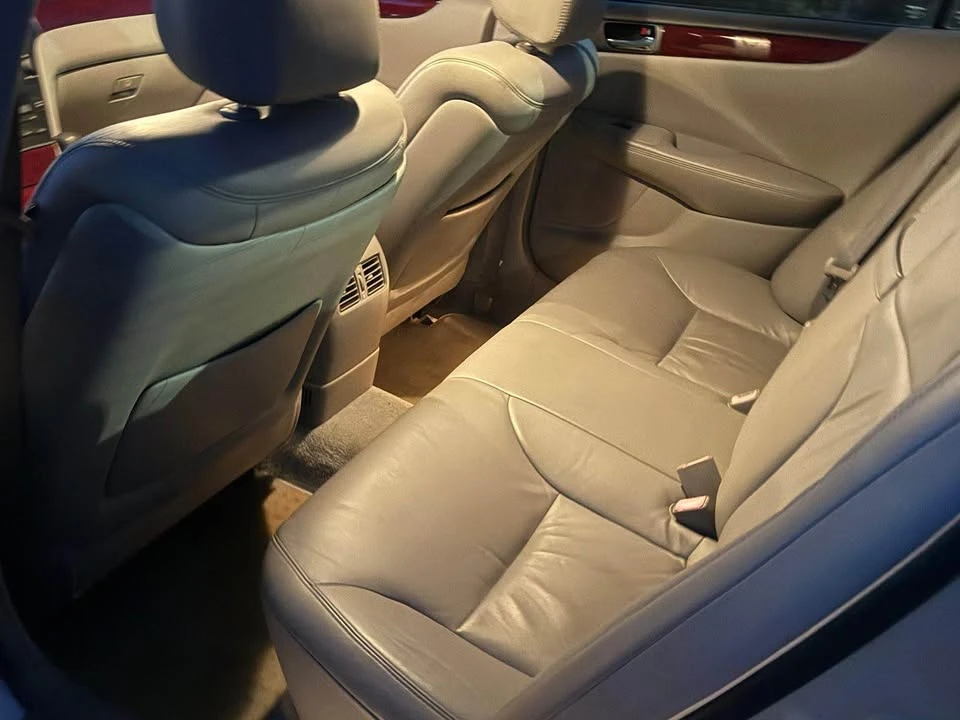 2004 Lexus ES 4th Gen - Image 16 of 20