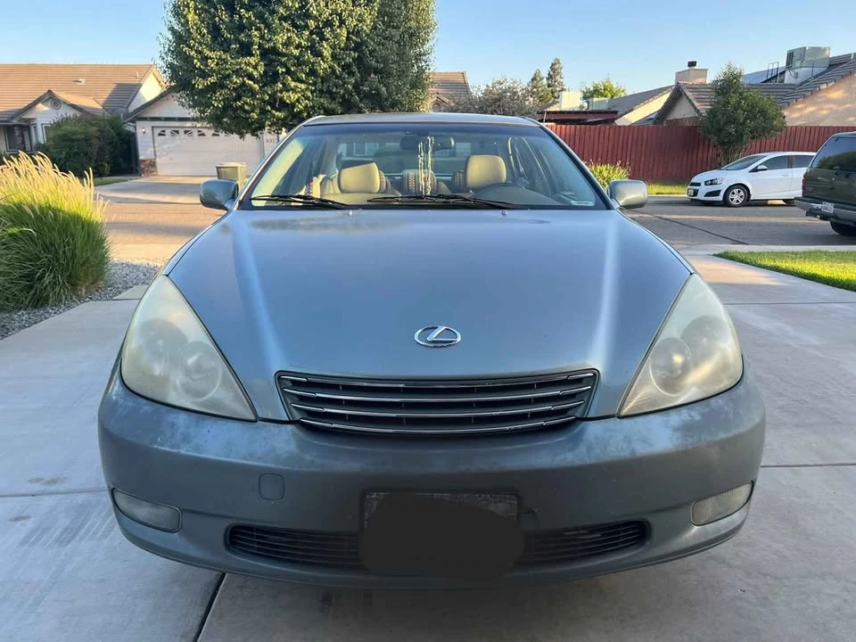2004 Lexus ES 4th Gen - Image 2 of 6