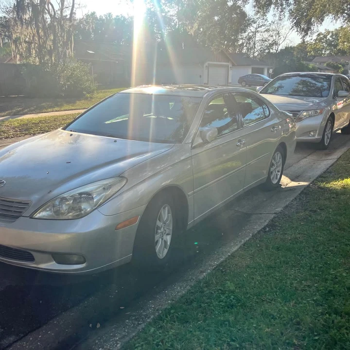 2004 Lexus ES 4th Gen - Image 3 of 19