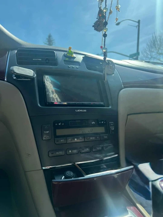 2004 Lexus ES 4th Gen - Image 3 of 6