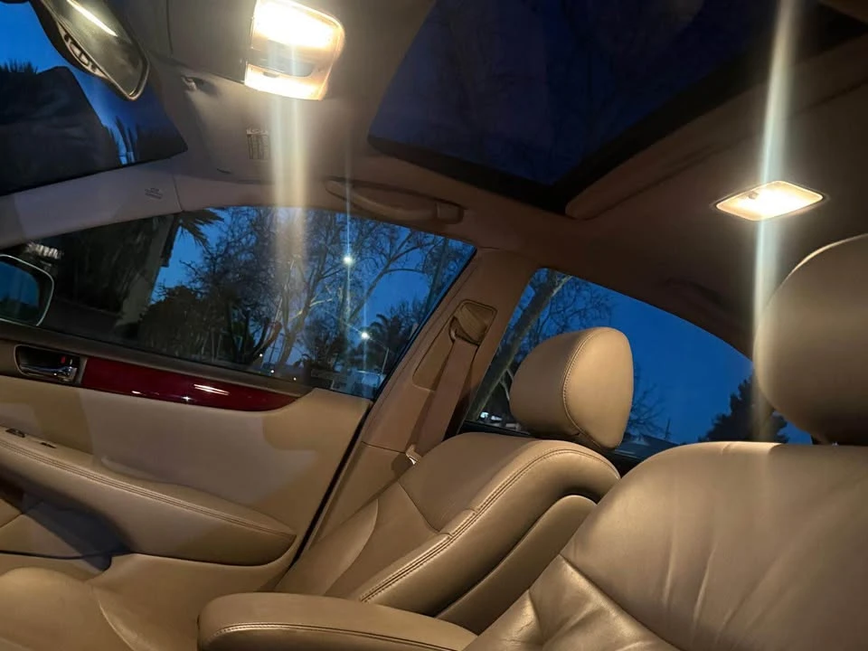 2004 Lexus ES 4th Gen - Image 19 of 20