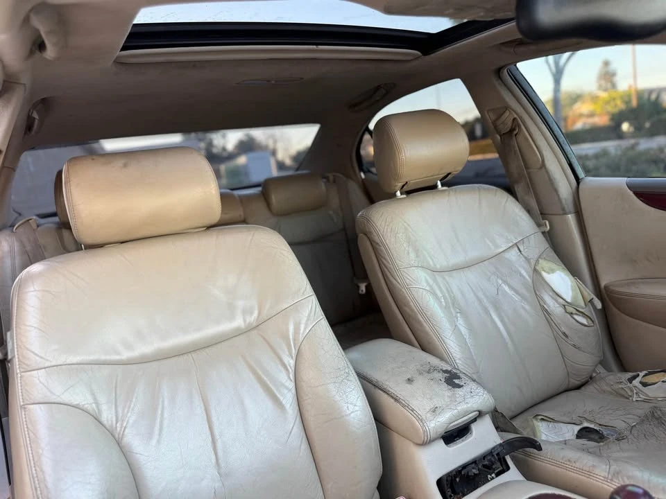 2004 Lexus ES 3rd Gen - Image 7 of 13
