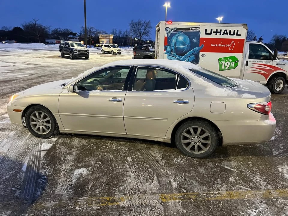 2004 Lexus ES 4th Gen - Image 3 of 8
