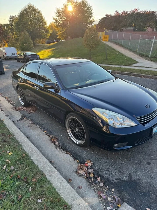 2004 Lexus ES 3rd Gen - Image 5 of 6