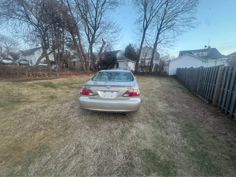 2004 Lexus ES 3rd Gen - Image 7 of 10