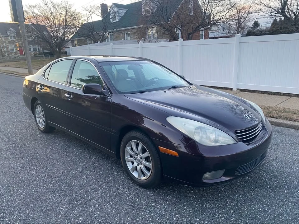 2004 Lexus ES 4th Gen - Image 2 of 8