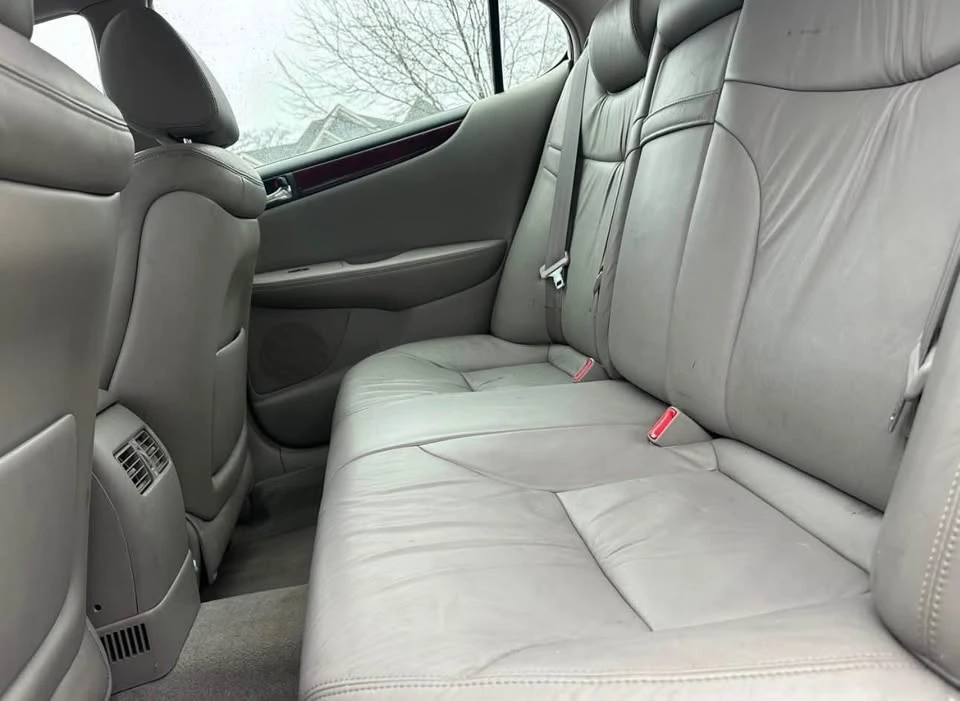 2004 Lexus ES 3rd Gen - Image 10 of 10