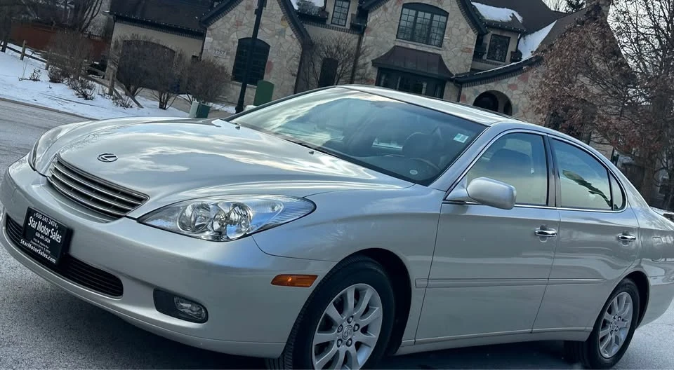 2004 Lexus ES 3rd Gen - Image 4 of 10