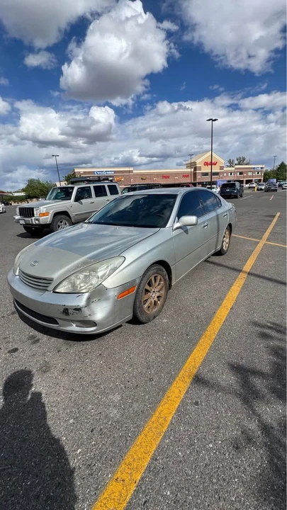 2004 Lexus ES 3rd Gen - Image 3 of 8