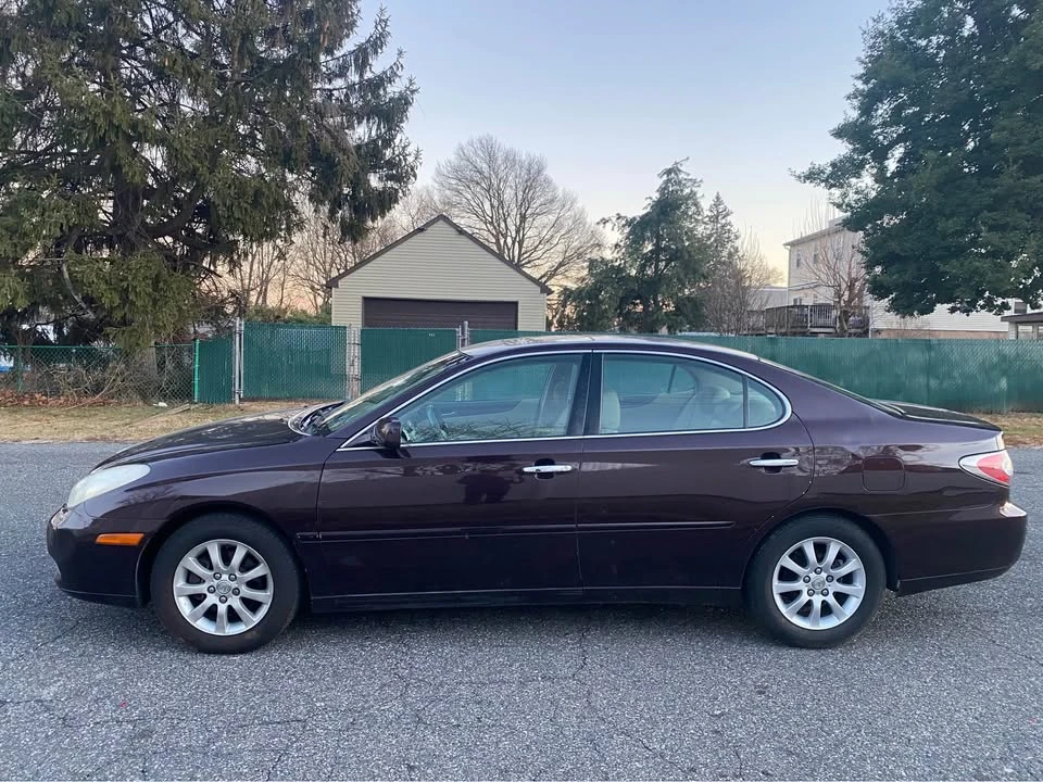 2004 Lexus ES 4th Gen - Image 3 of 8
