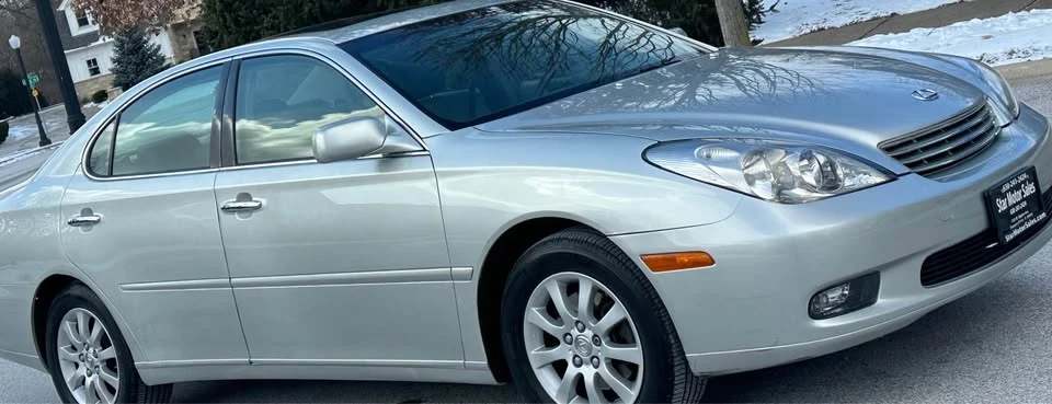 2004 Lexus ES 3rd Gen - Image 3 of 10