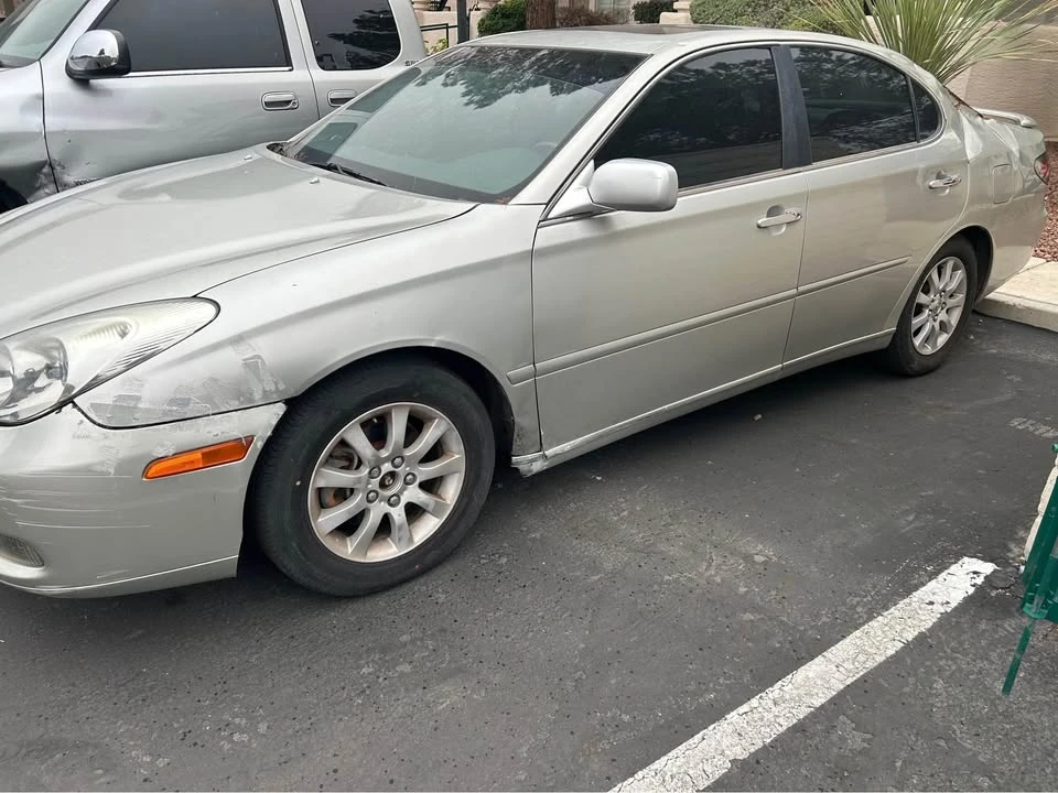 2004 Lexus ES 3rd Gen - Image 2 of 8