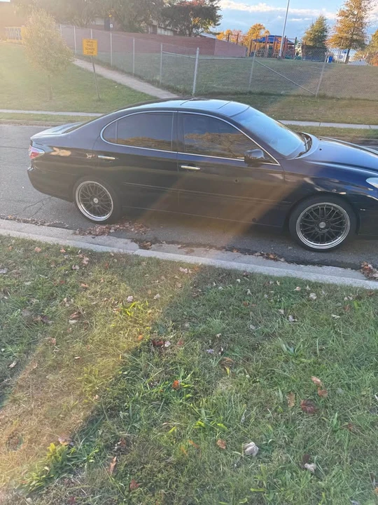 2004 Lexus ES 3rd Gen - Image 6 of 6