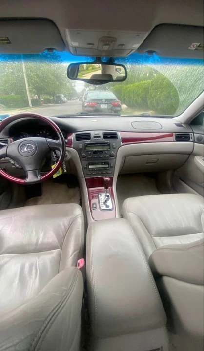 2004 Lexus ES 3rd Gen - Image 6 of 8