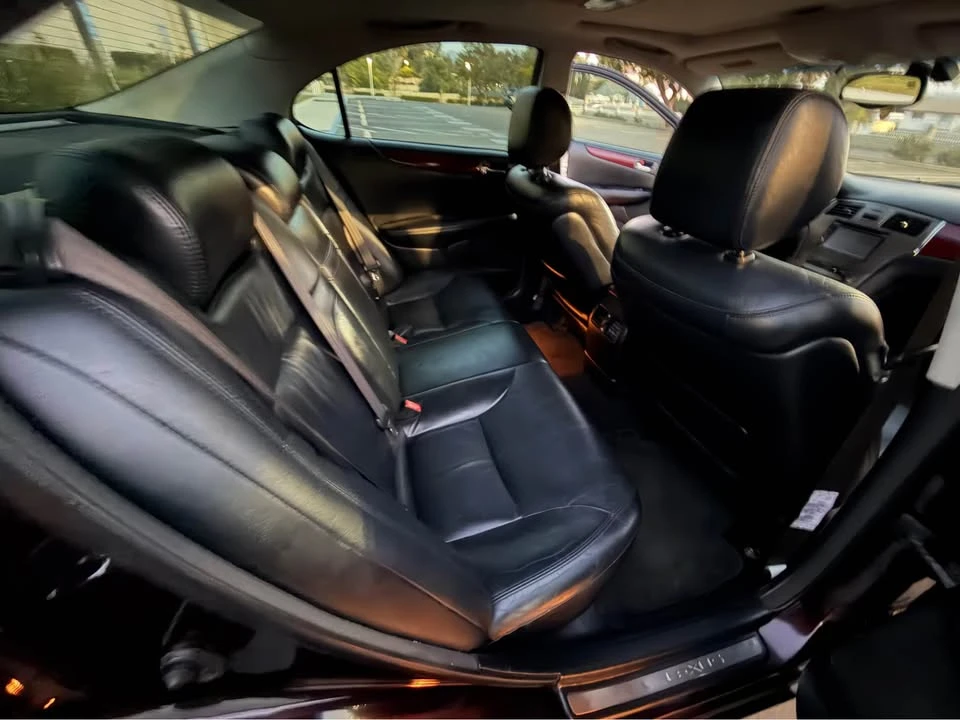 2004 Lexus ES 4th Gen - Image 8 of 9