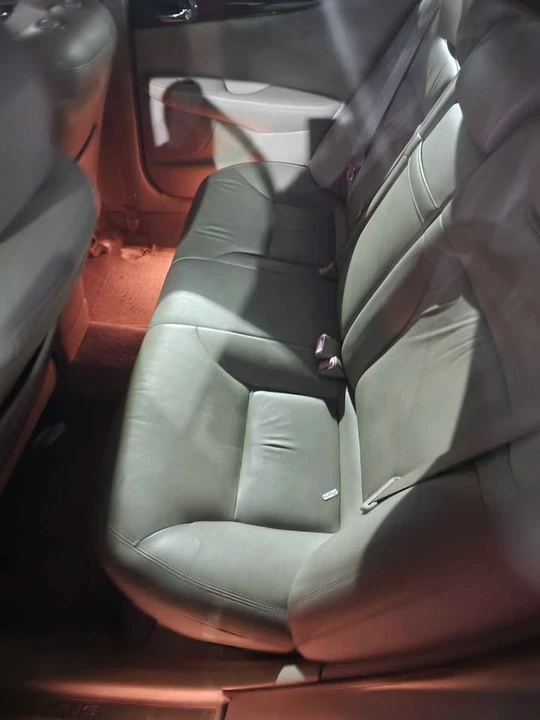 2004 Lexus ES 4th Gen - Image 4 of 4