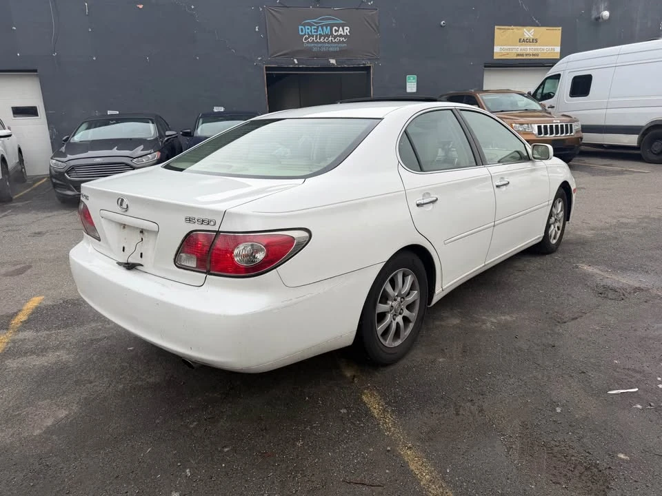 2004 Lexus ES 4th Gen - Image 5 of 15