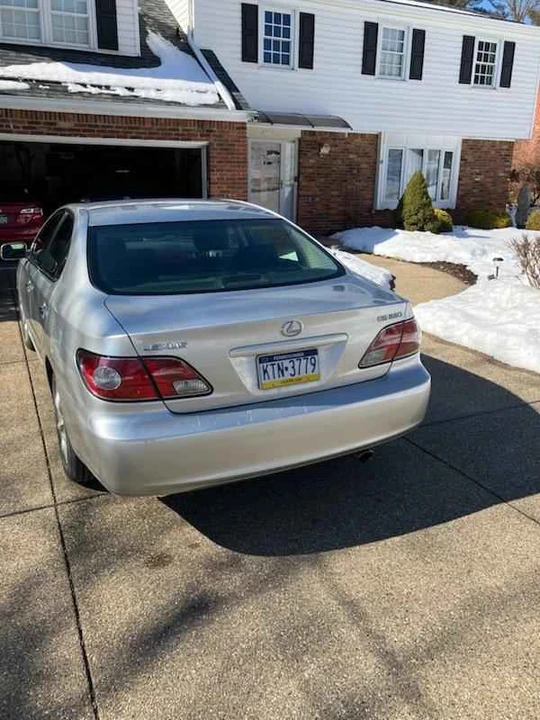 2004 Lexus ES 4th Gen - Image 3 of 8