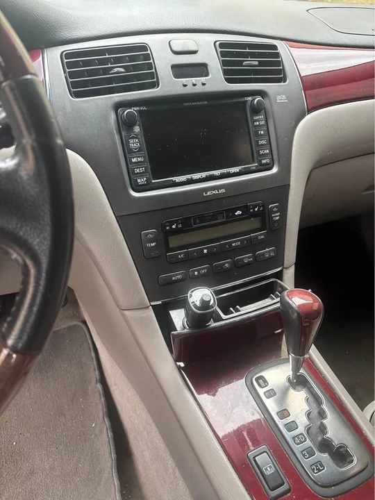 2004 Lexus ES 4th Gen - Image 5 of 7