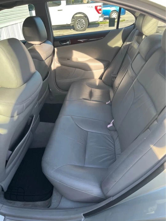 2004 Lexus ES 4th Gen - Image 3 of 4