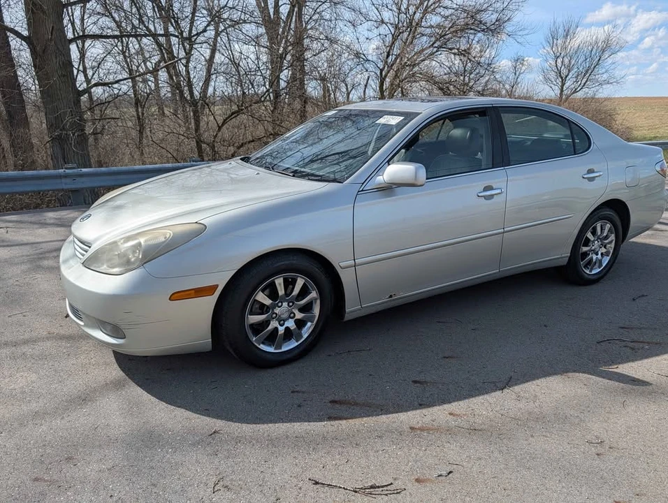 2004 Lexus ES 4th Gen - Image 20 of 20
