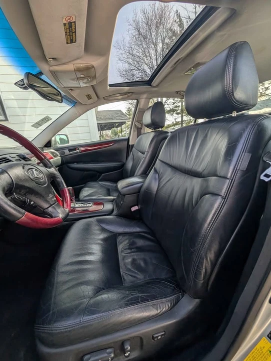 2004 Lexus ES 4th Gen - Image 16 of 20