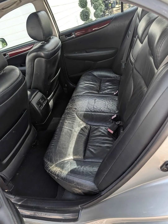 2004 Lexus ES 4th Gen - Image 14 of 20